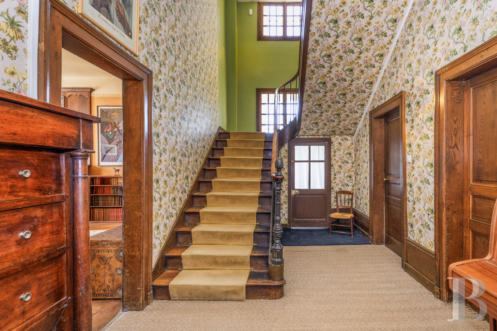 A 19th-century château dominating the surrounding landscape, south of Limoges in Haute-Vienne - photo  n°10